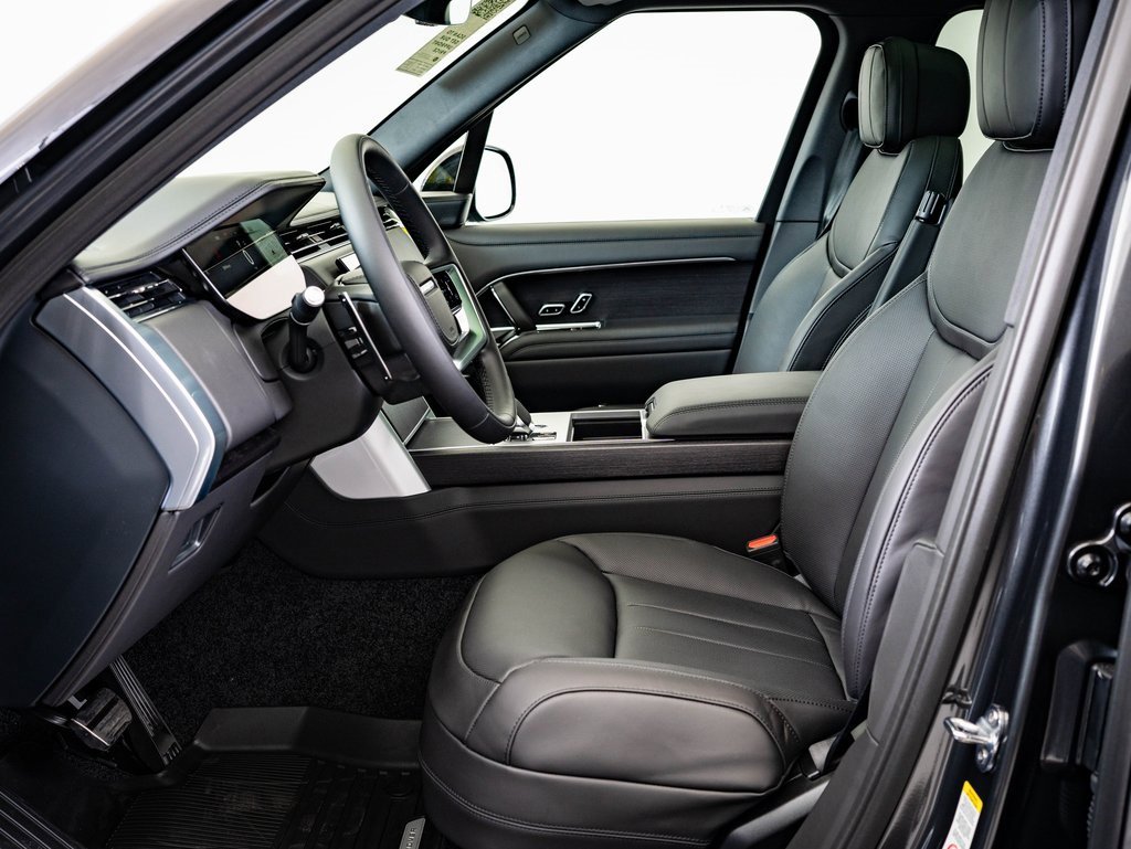 New 2025 Land Rover Range Rover SE image 21