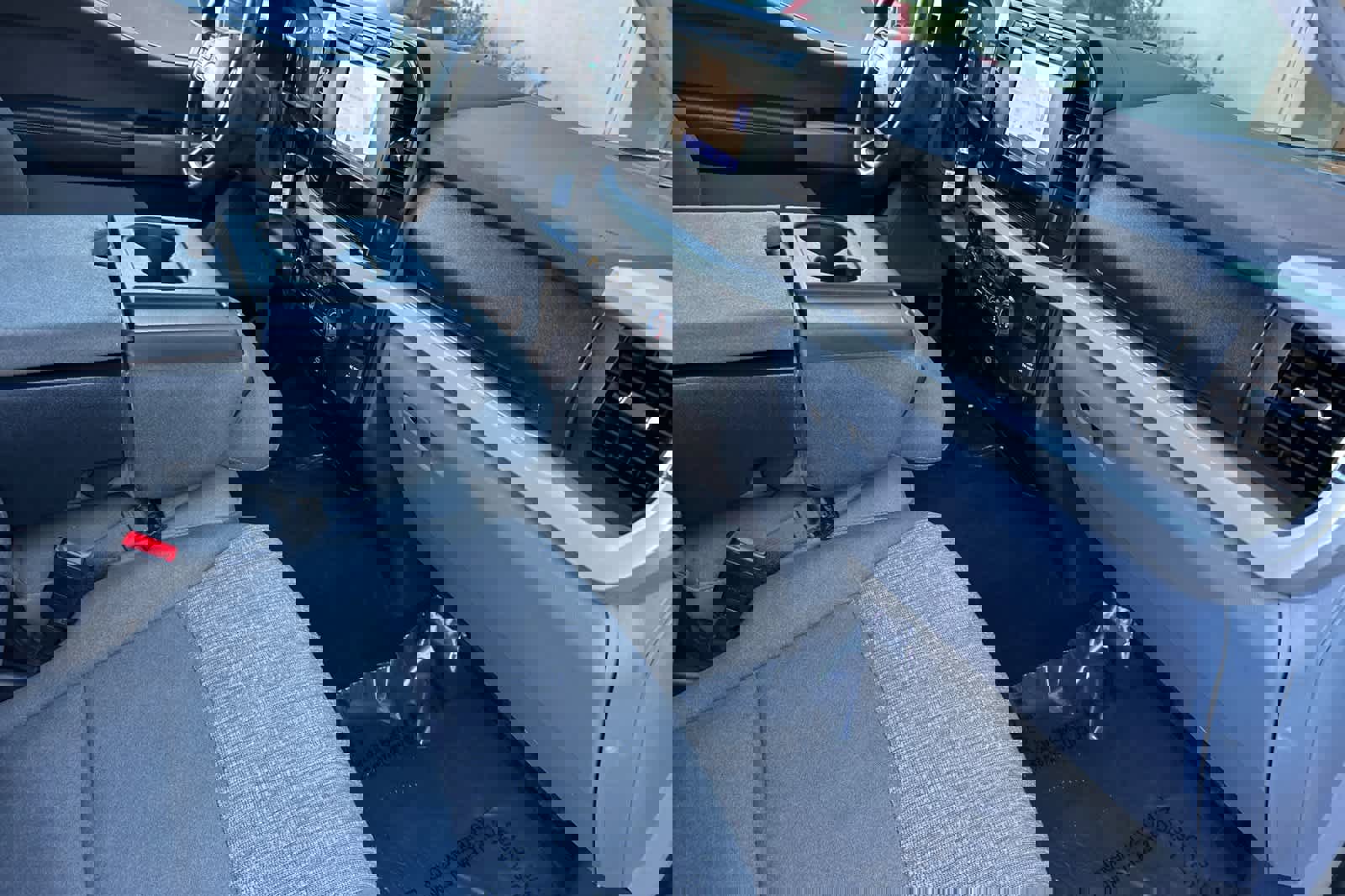 Used 2024 Ford F250 XLT w/ FX4 Off-Road Package image 15