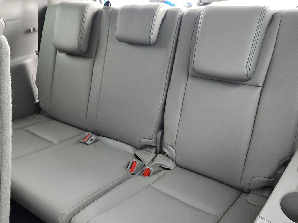 Used 2017 Toyota Highlander XLE image 15