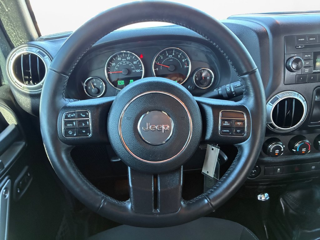 Used 2017 Jeep Wrangler Rubicon w/ Power Convenience Group AWD/4WD image 19