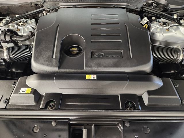 Used 2020 Land Rover Range Rover HSE image 33