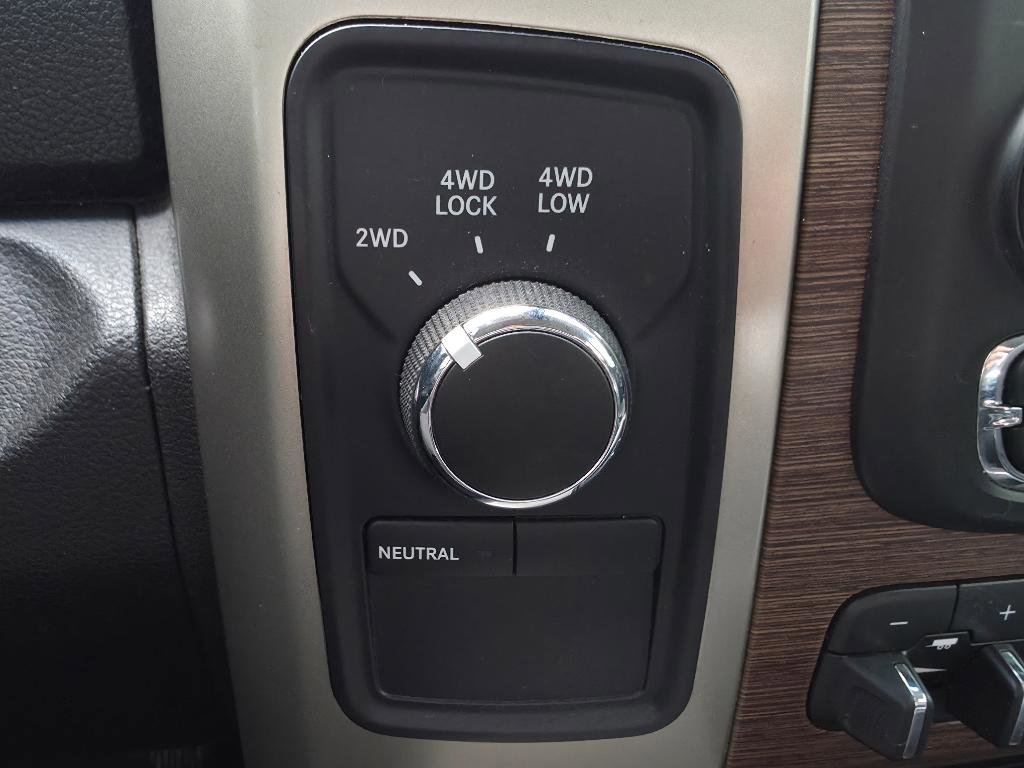 Used 2014 RAM 2500 Laramie w/ Cold Weather Group AWD/4WD image 40