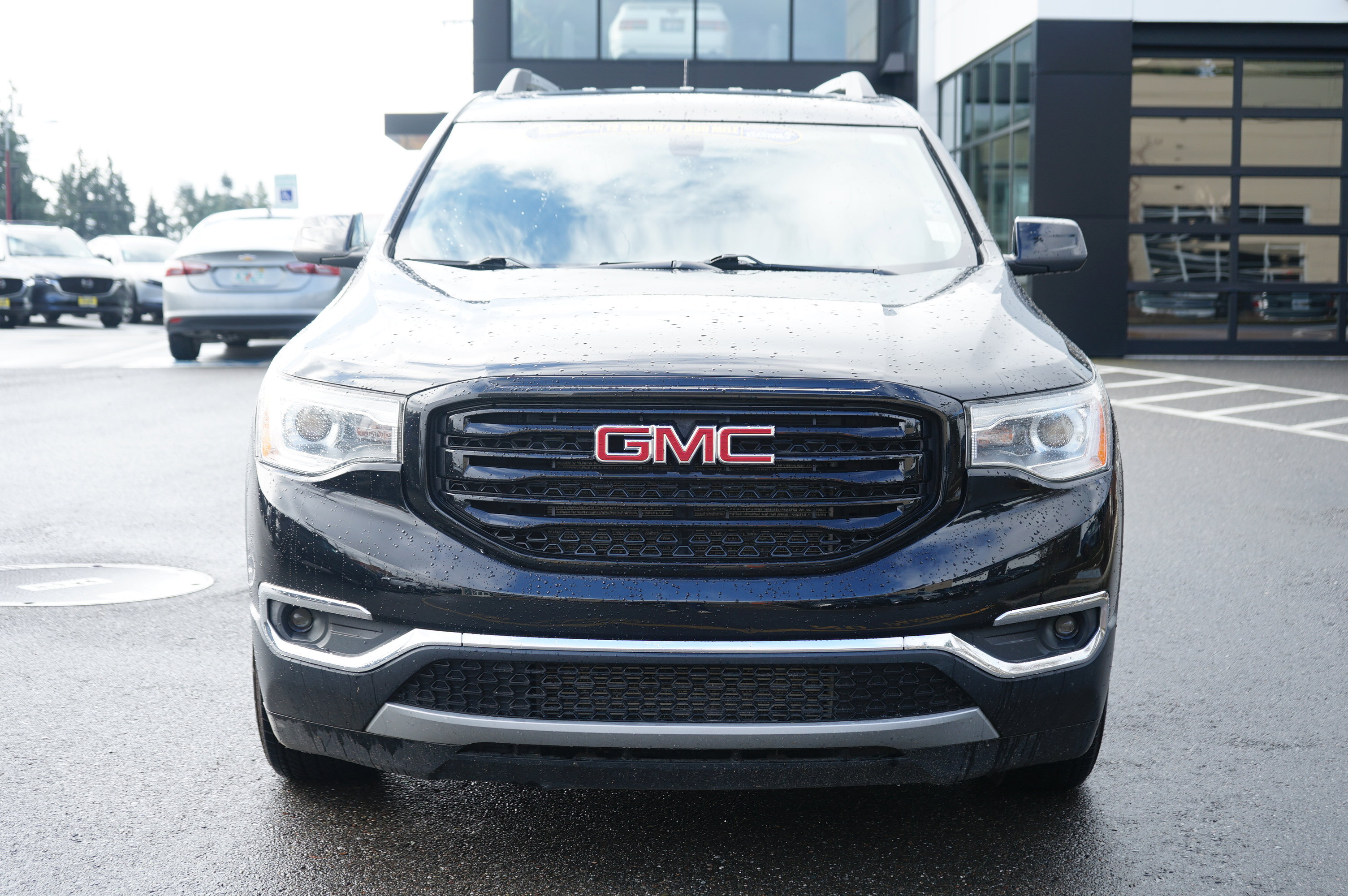 Used 2019 GMC Acadia SLE w/ GMC Pro Grade Package AWD/4WD image 8