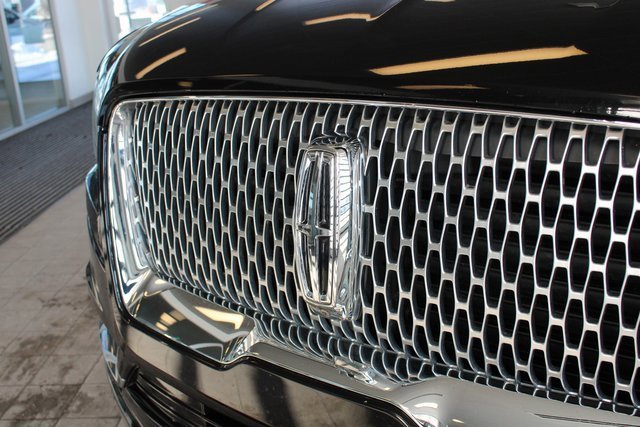 Used 2019 Lincoln Navigator Select image 30