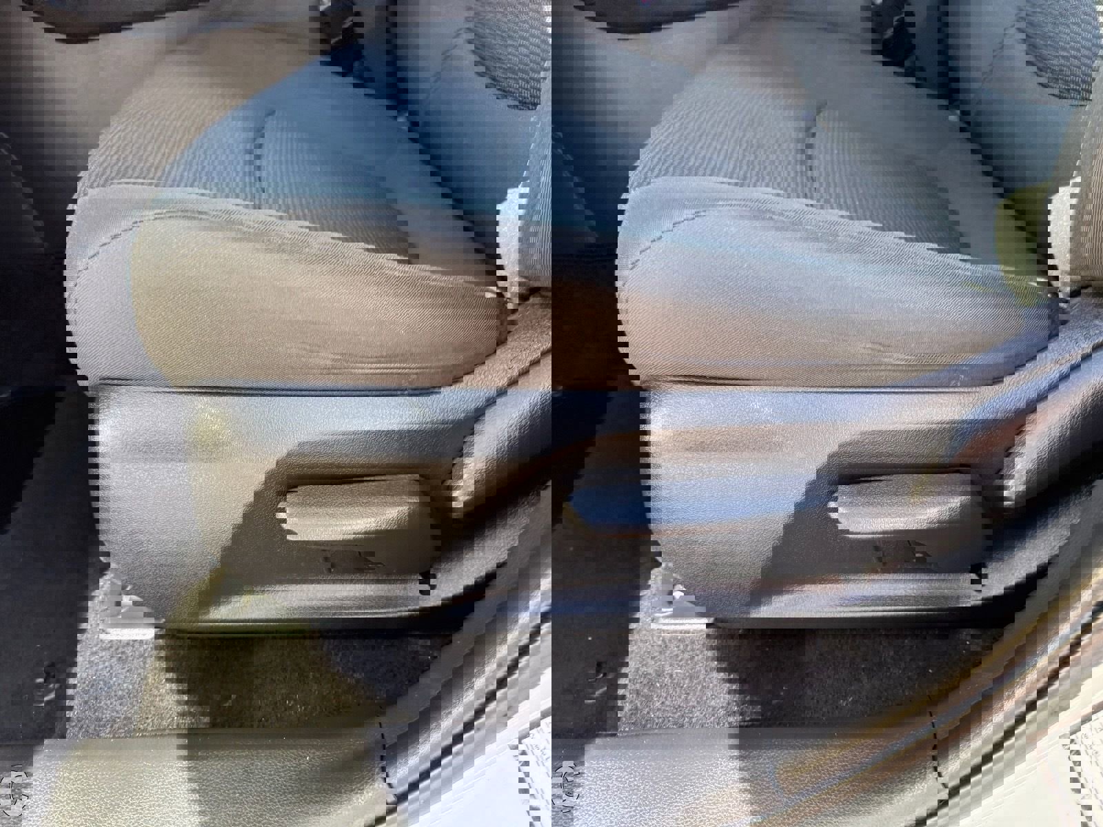 Used 2024 Toyota RAV4 LE image 20