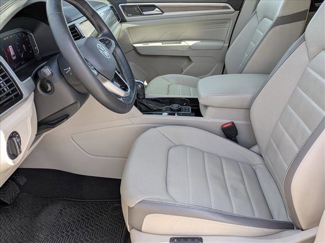 Used 2021 Volkswagen Atlas SEL Premium image 17