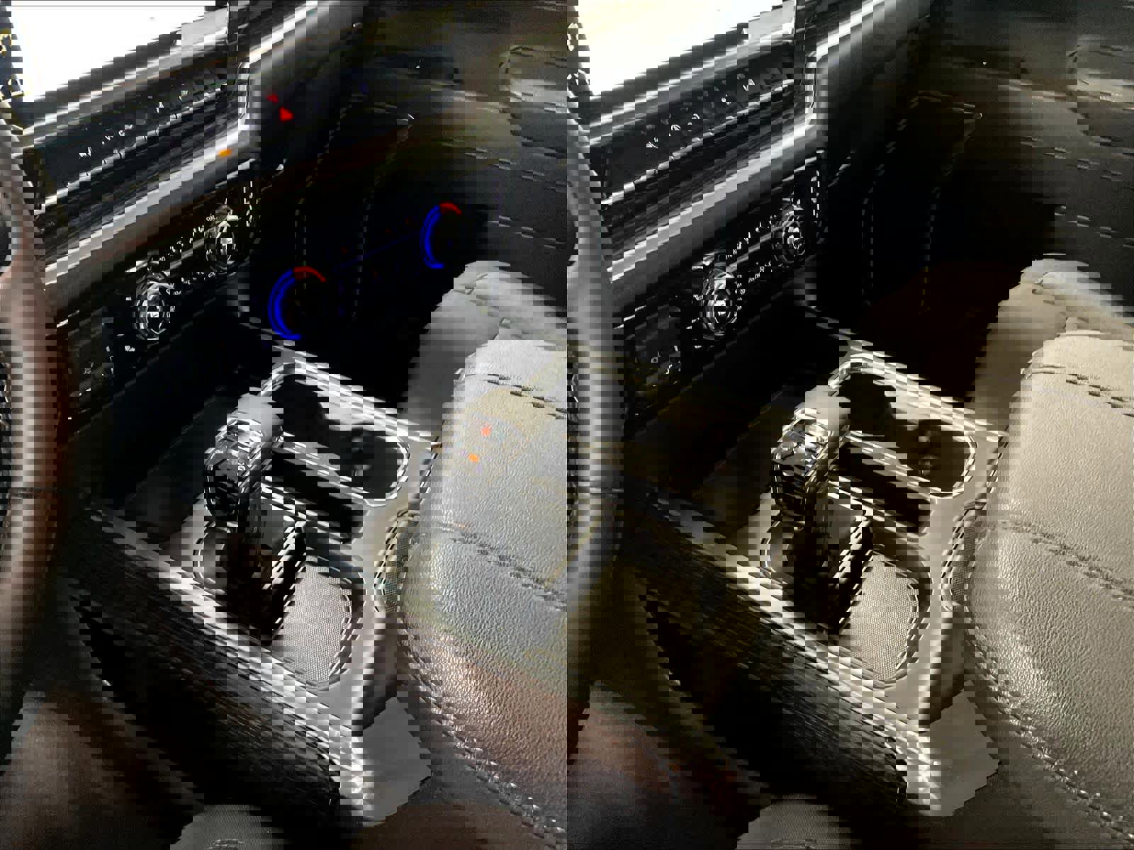 Used 2025 GMC Sierra 1500 Elevation image 20