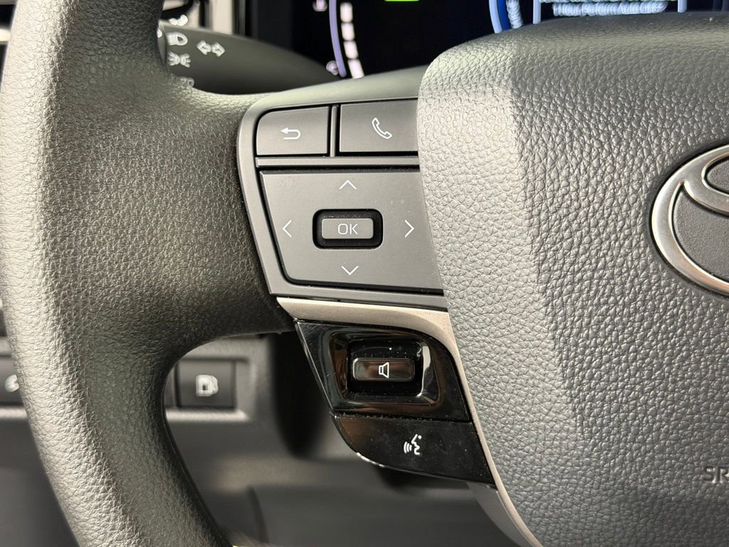 Used 2026 Toyota Camry LE image 23