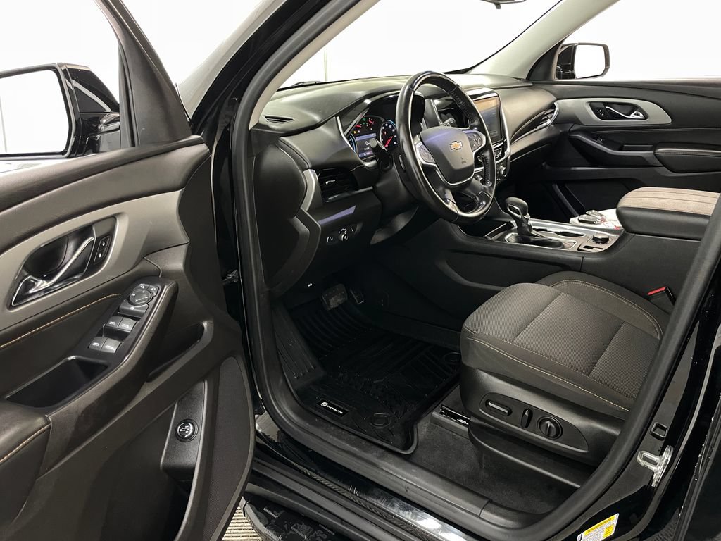 Used 2019 Chevrolet Traverse LT AWD/4WD image 23