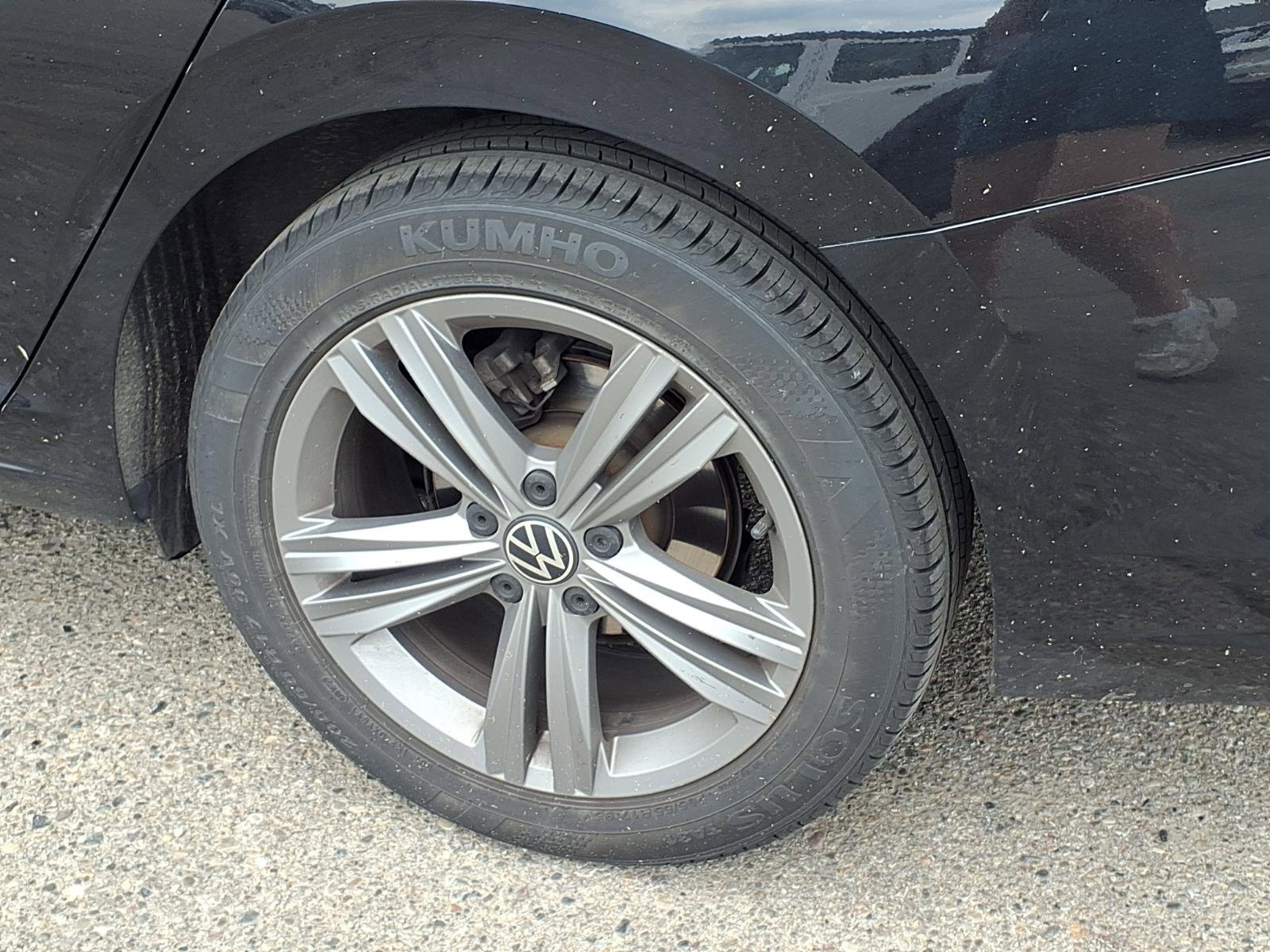 Used 2024 Volkswagen Jetta SE FWD image 22
