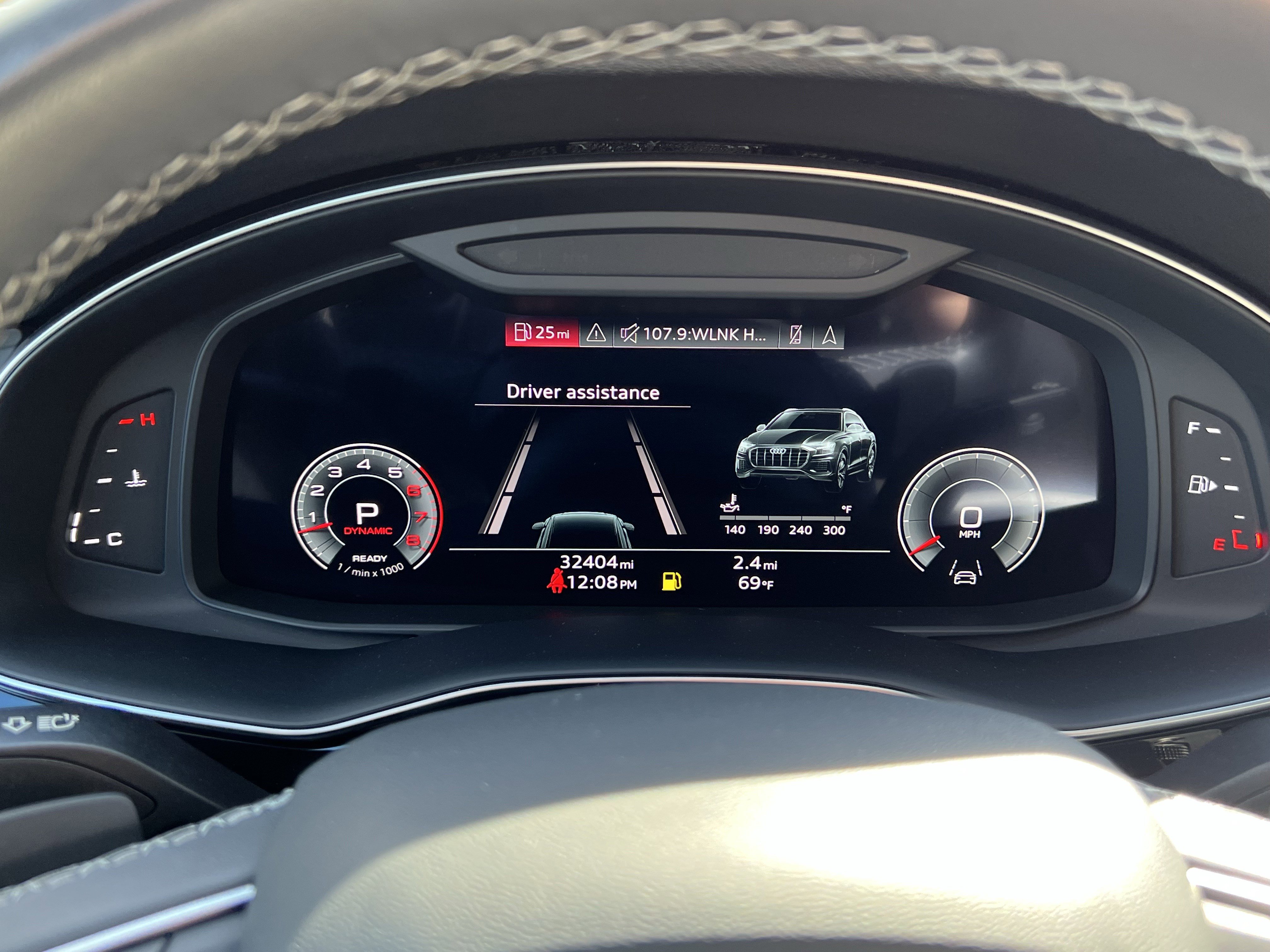 Used 2023 Audi Q8 Premium Plus image 21