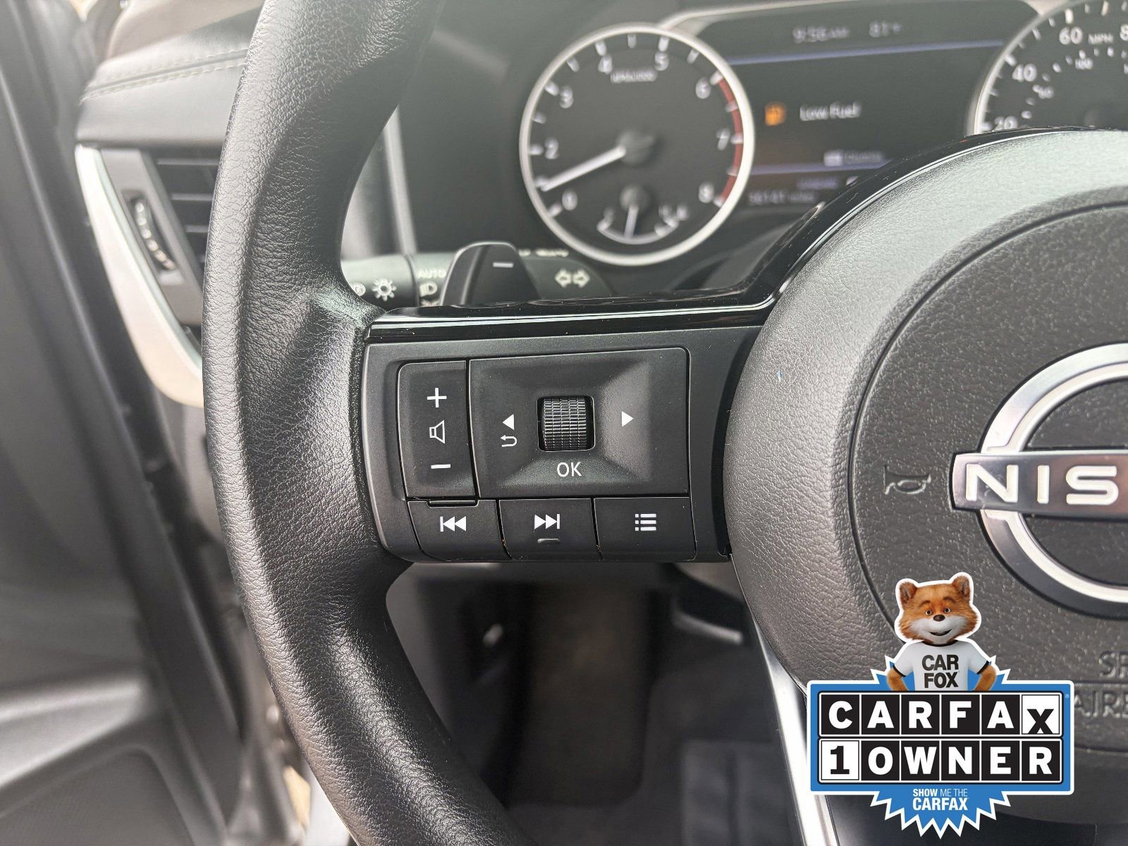 Certified 2023 Nissan Rogue SV image 25