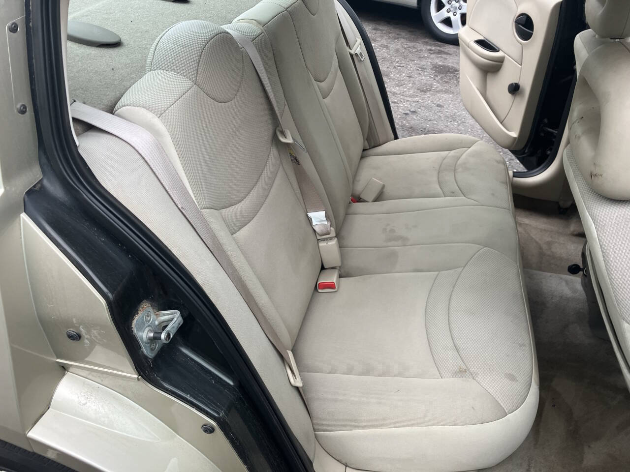 Used 2004 Saturn ION Level 2 FWD image 28