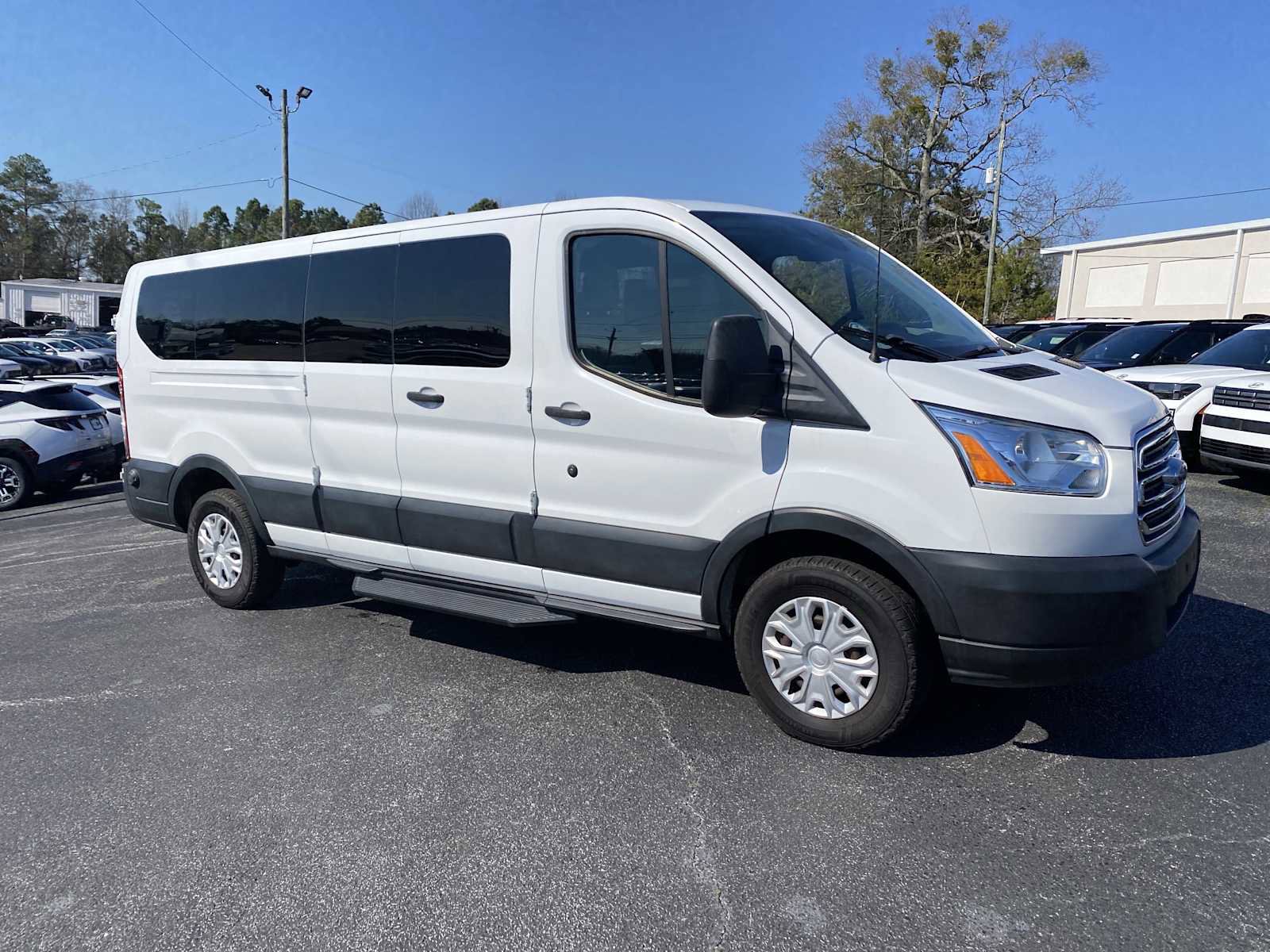 Used 2019 Ford Transit 350 XLT image 1