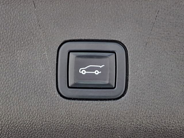 Used 2021 Cadillac Escalade Sport w/ Driver Assist Tech Package AWD/4WD image 29