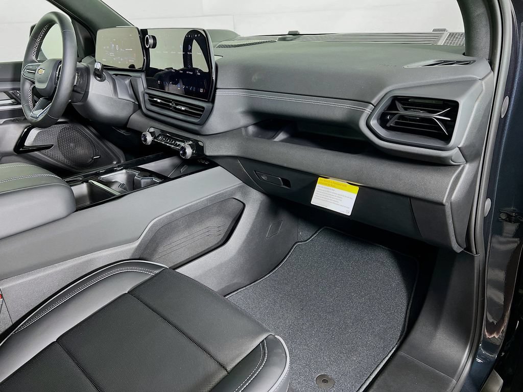 New 2026 Chevrolet Silverado EV LT w/ Plus Package AWD/4WD image 30