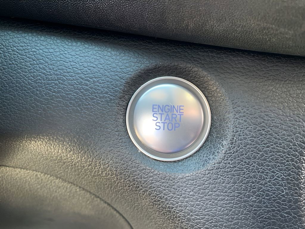 Used 2019 Hyundai Santa Fe Limited w/ Cargo Package image 24