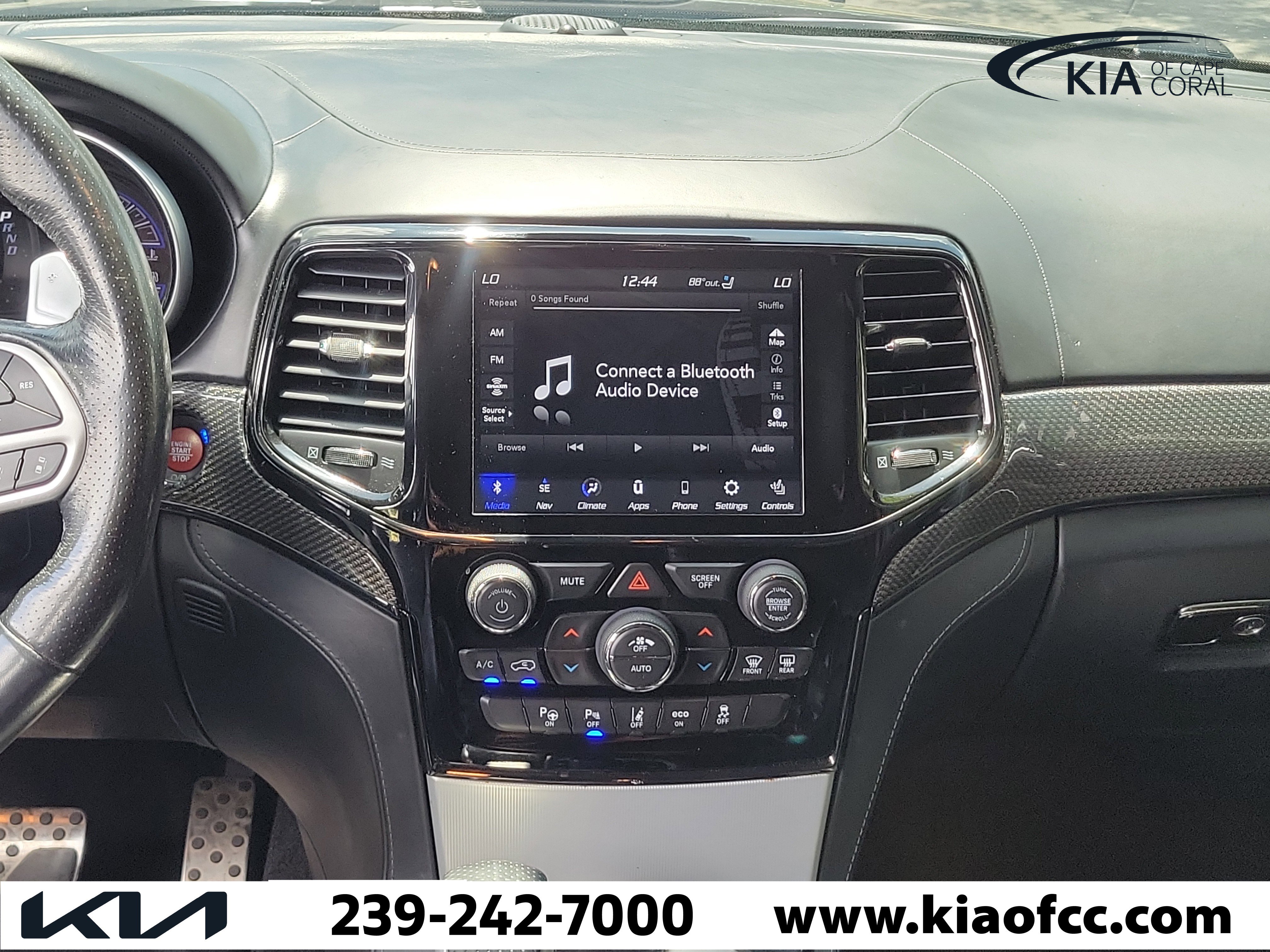 Used 2020 Jeep Grand Cherokee Trackhawk AWD/4WD image 18