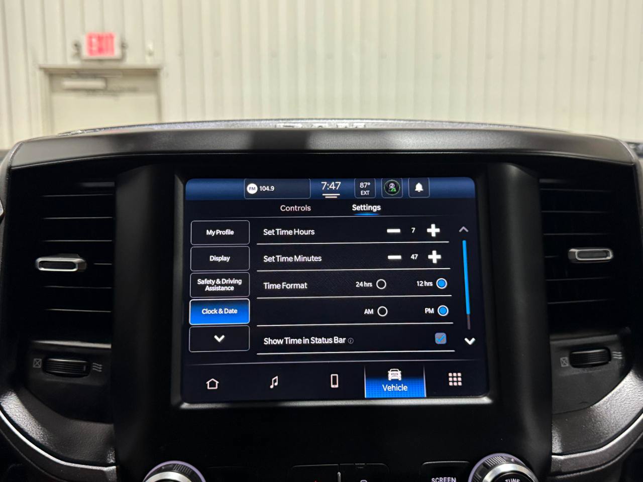 Used 2022 RAM 2500 Tradesman AWD/4WD image 36