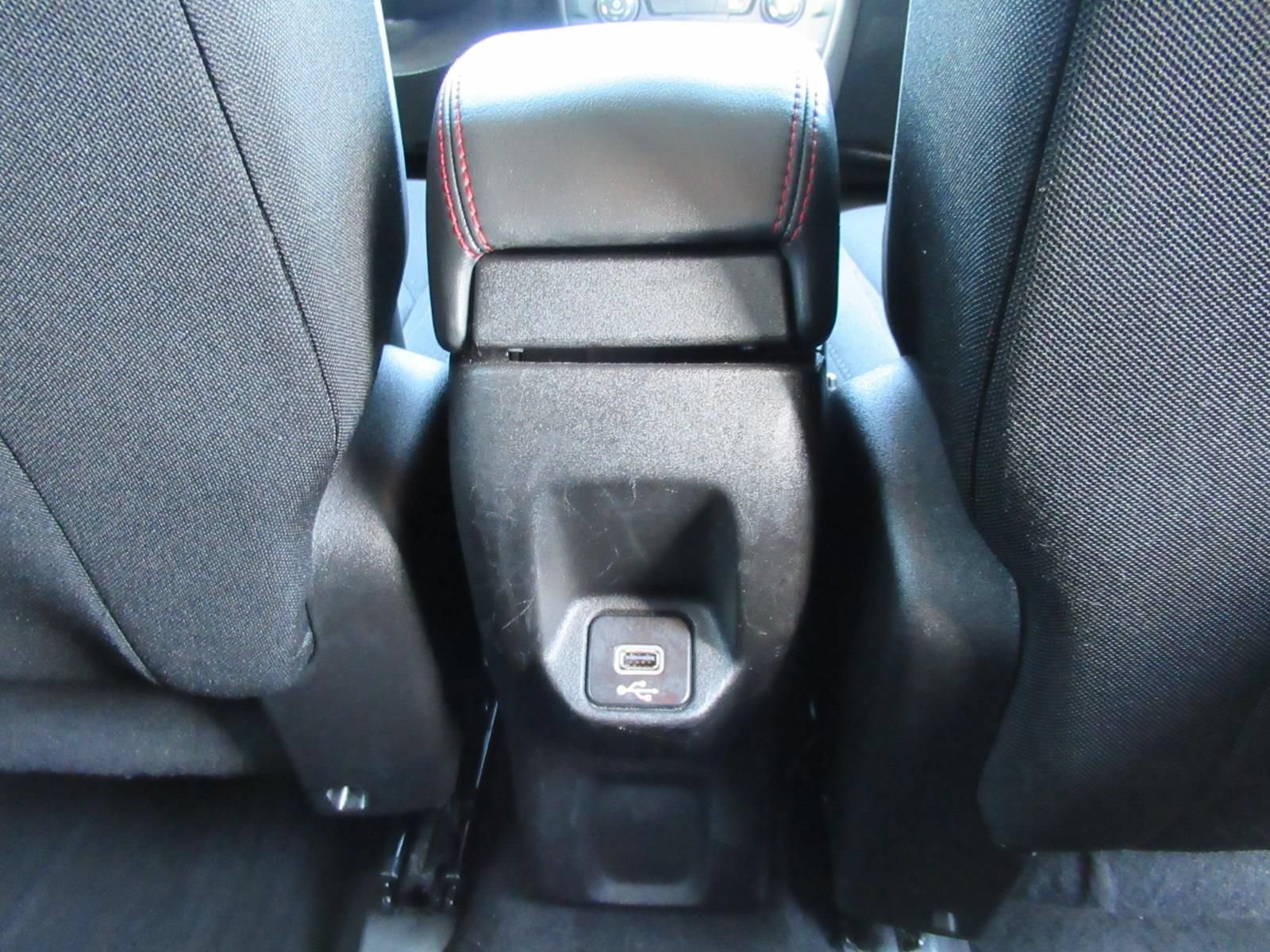 Certified 2023 Jeep Renegade Trailhawk AWD/4WD image 16