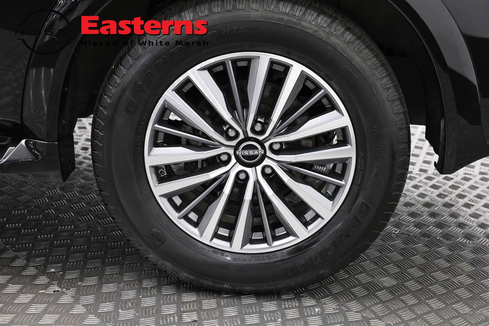 Used 2024 Nissan Armada SL AWD/4WD image 39