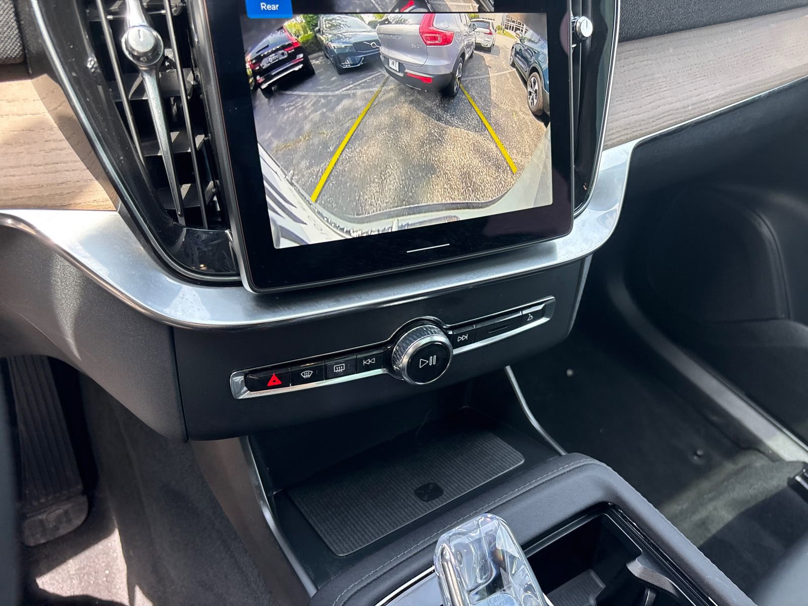 Used 2026 Volvo XC90 B6 Plus w/ Protection Package Premier AWD/4WD image 19