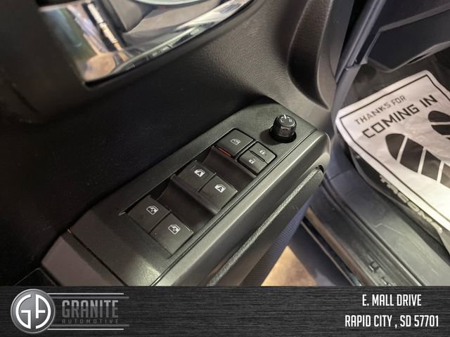 Used 2020 Toyota Tacoma TRD Sport w/ Technology Package image 11