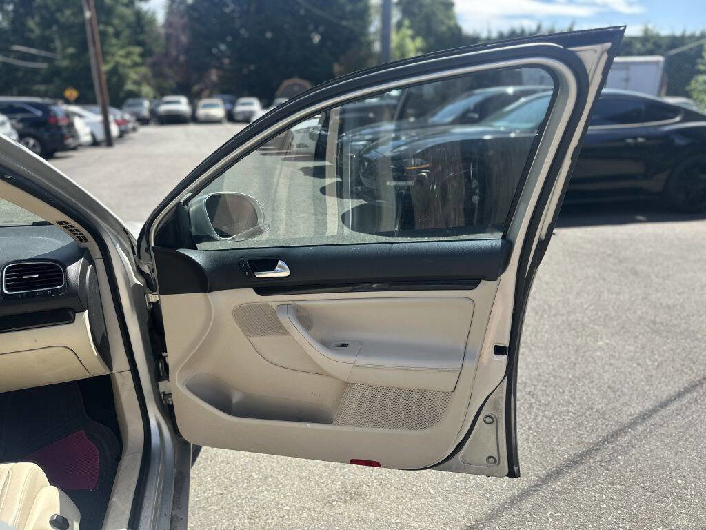 Used 2012 Volkswagen Jetta TDI image 29