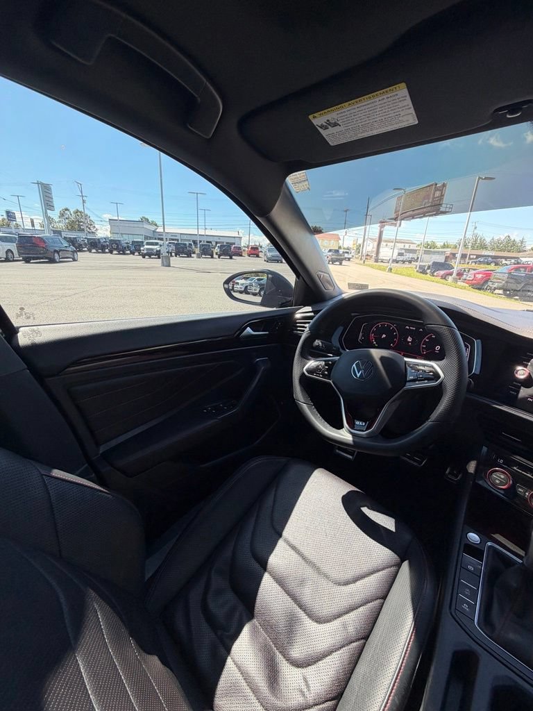 Used 2022 Volkswagen Jetta GLI Autobahn FWD image 12