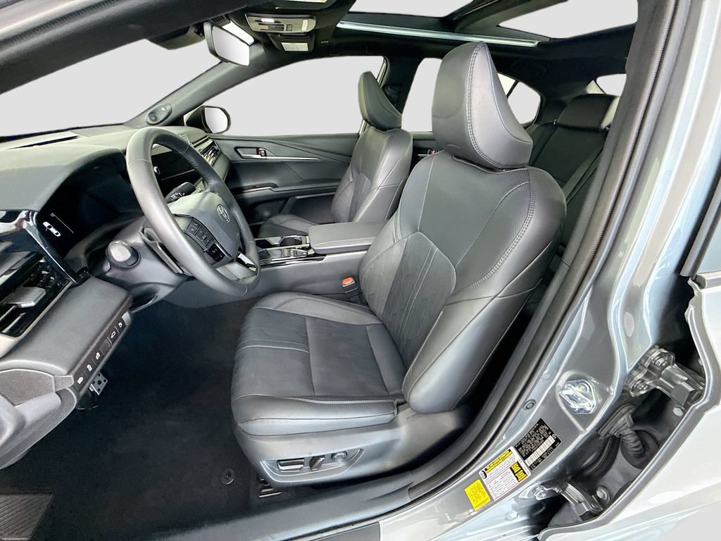 Used 2025 Toyota Camry XSE w/ Premium Package FWD image 19