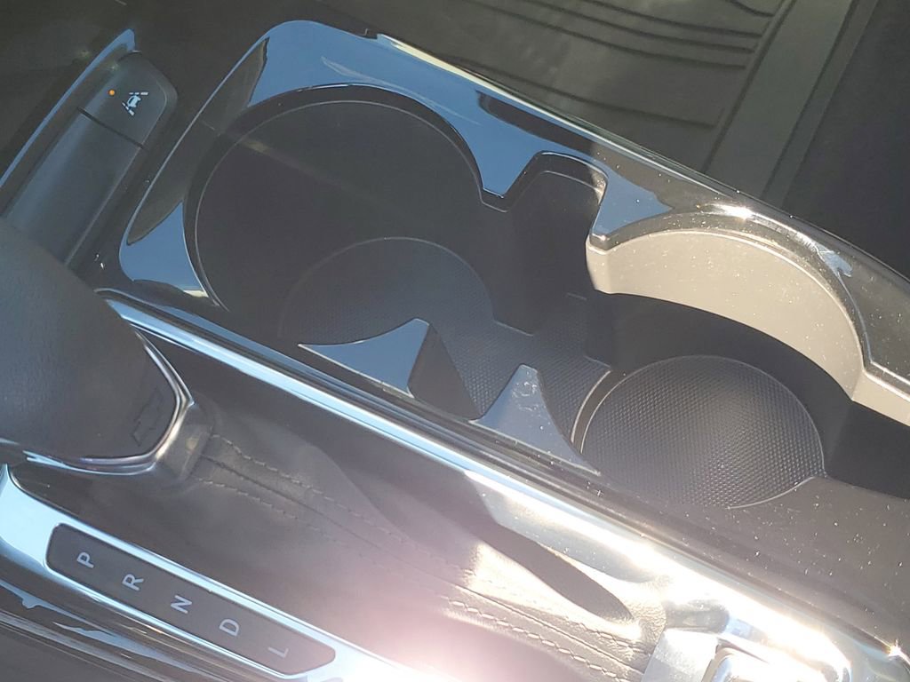 Used 2025 Chevrolet Trax ACTIV w/ Sunroof Package image 24