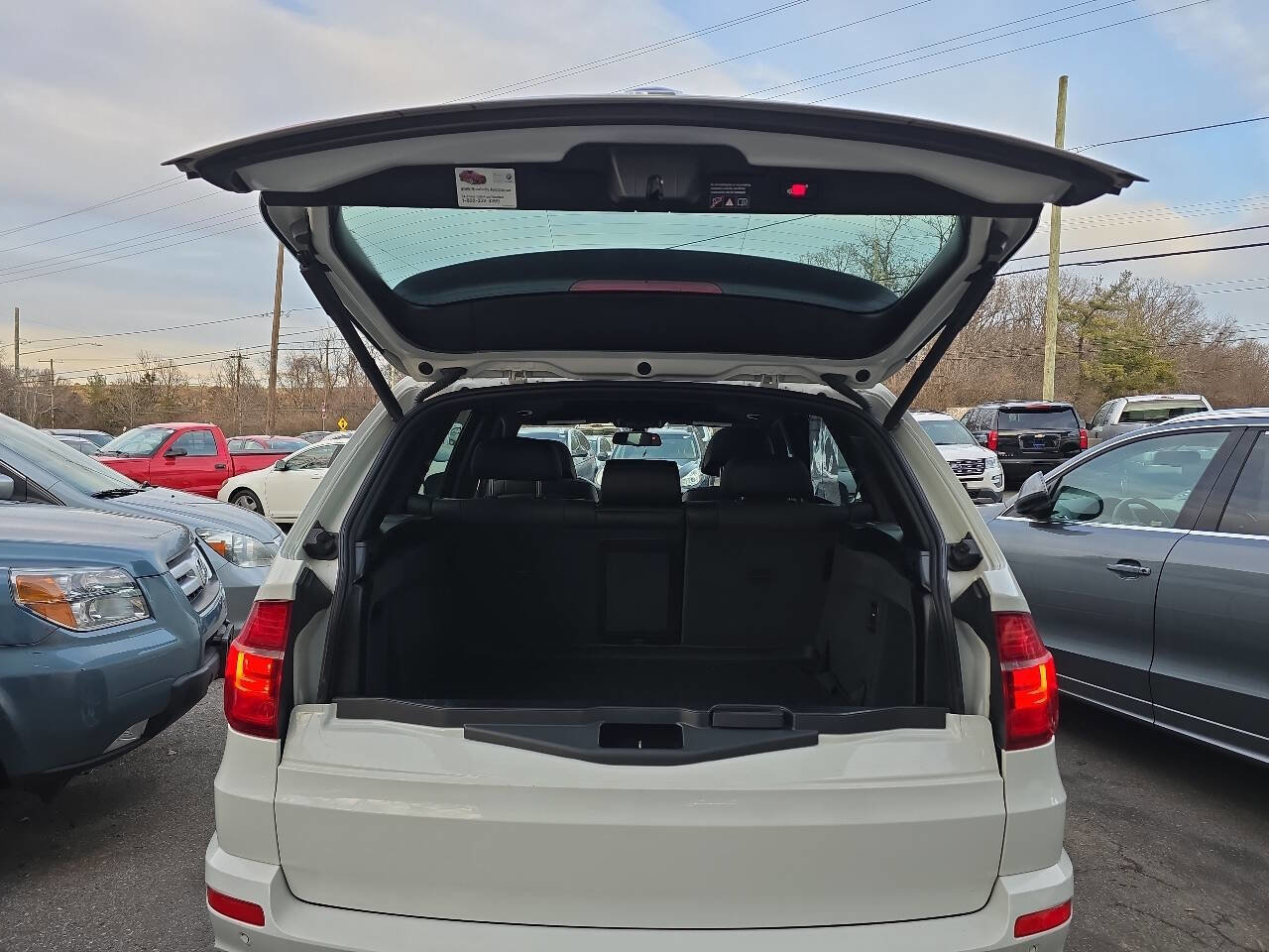 Used 2011 BMW X5 M image 10