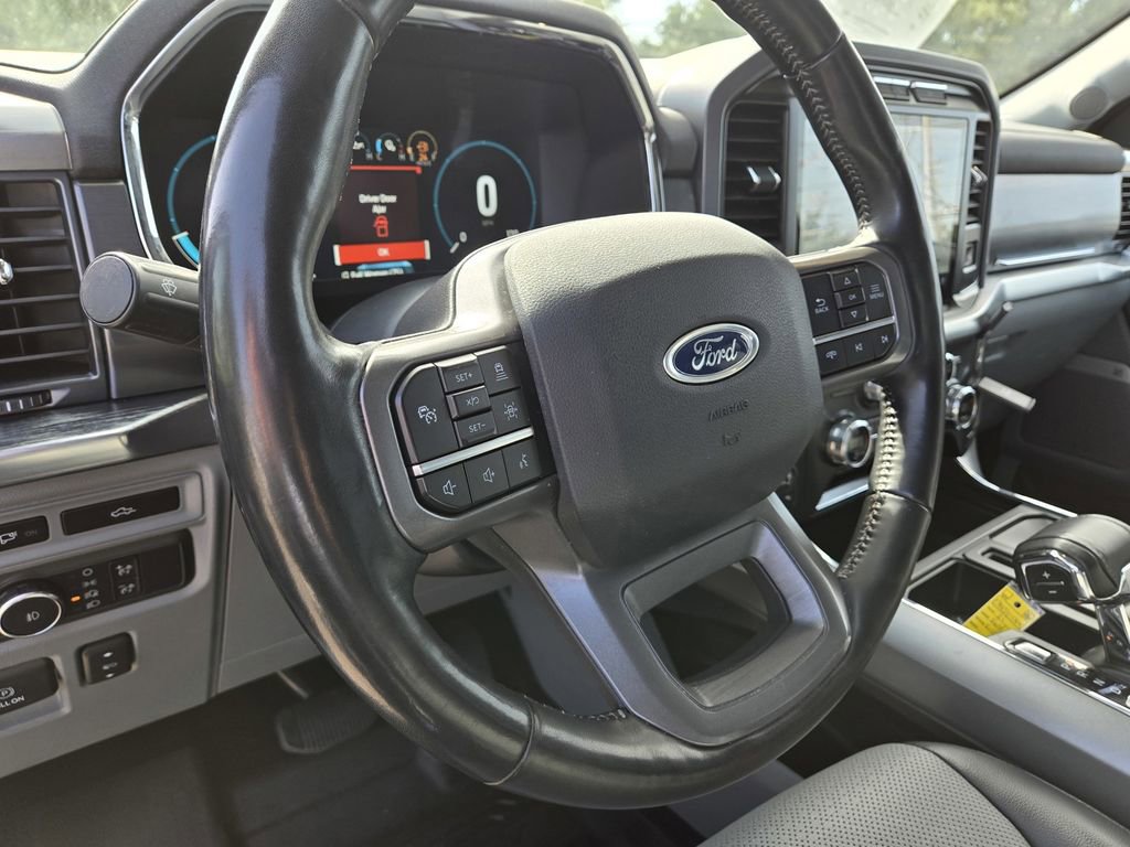 Used 2021 Ford F150 Lariat w/ Equipment Group 502A High AWD/4WD image 17