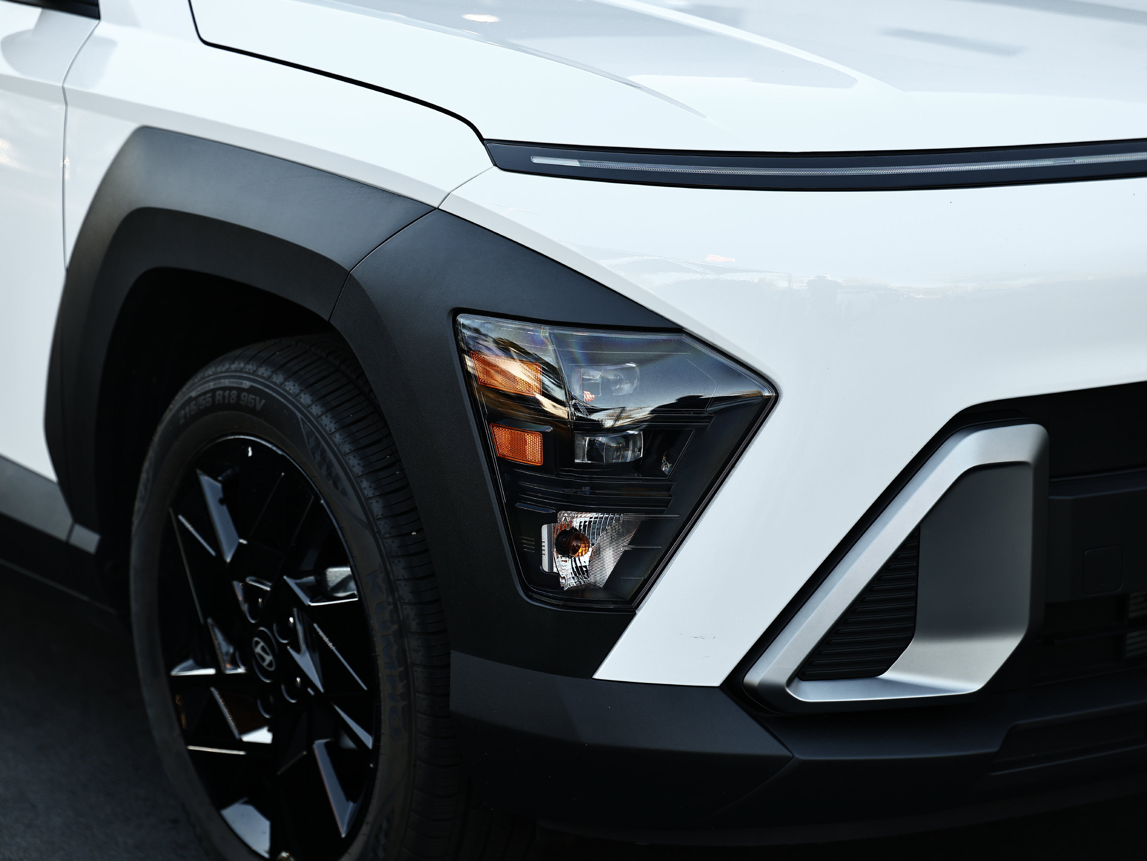 Used 2026 Hyundai Kona SEL Sport FWD image 2