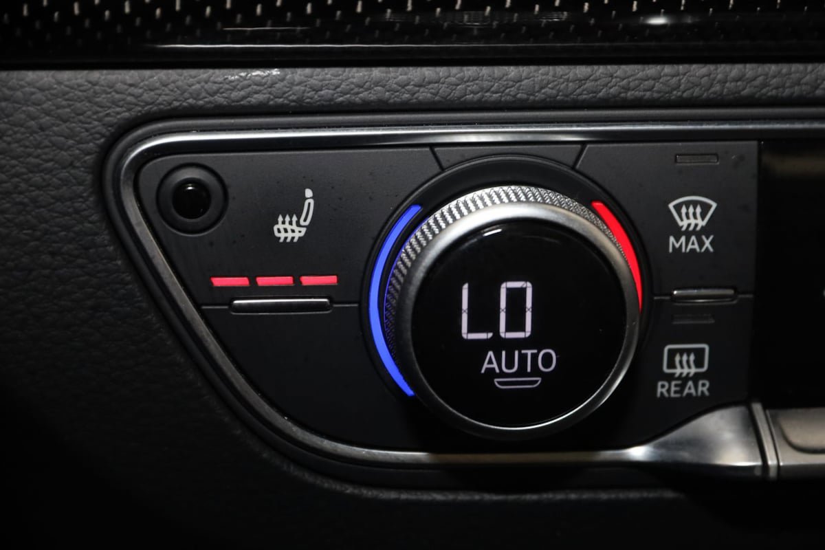 Used 2018 Audi SQ5 Premium Plus AWD/4WD image 8