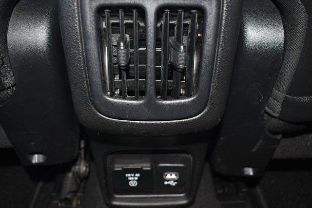 Used 2018 Jeep Compass Latitude w/ Popular Equipment Group image 33