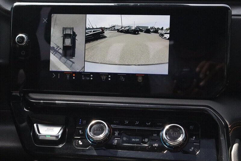 Used 2025 GMC Sierra 3500 AT4 AWD/4WD image 23
