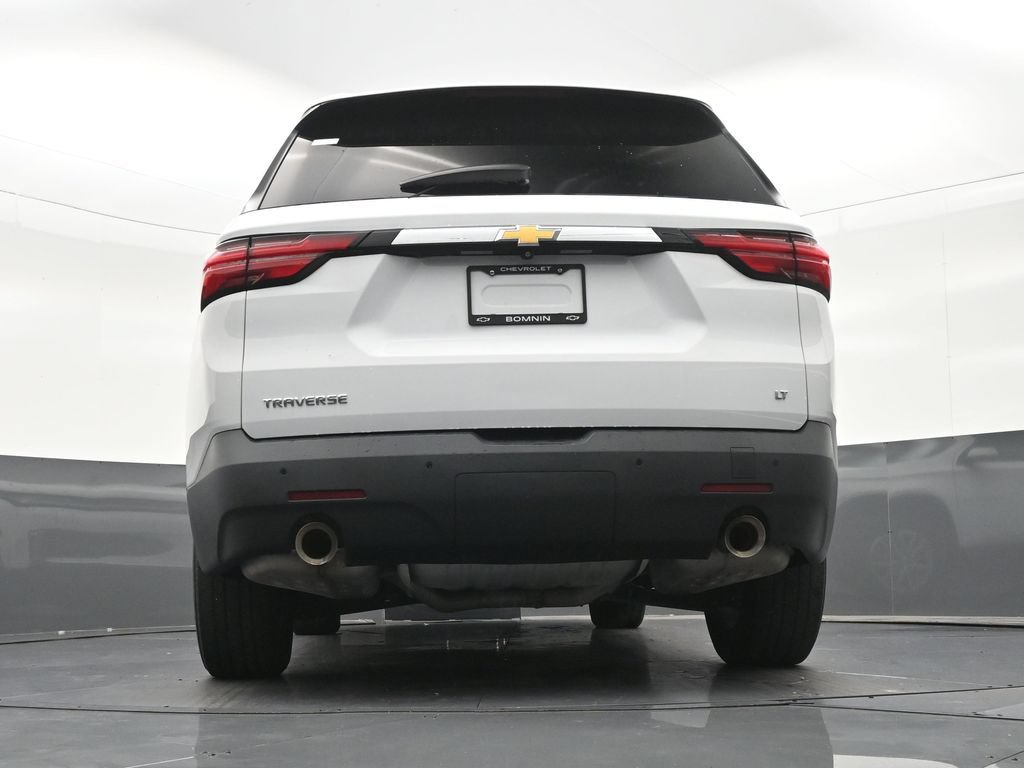 Used 2023 Chevrolet Traverse LT FWD image 26