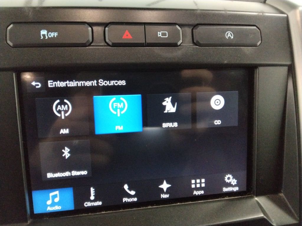 Used 2018 Ford F150 Platinum w/ Equipment Group 701A Luxury image 23