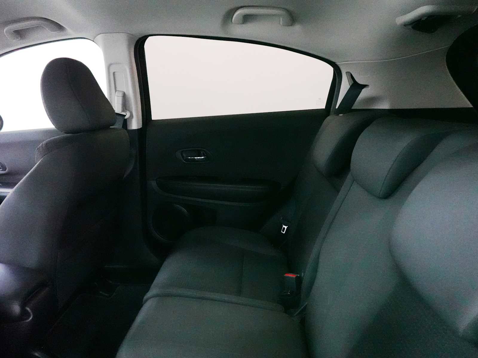 Certified 2020 Honda HR-V LX image 26
