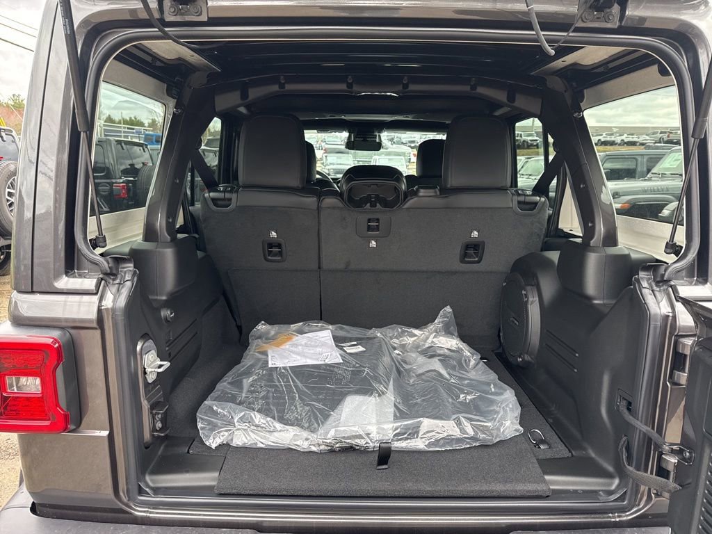 New 2026 Jeep Wrangler Sahara image 25