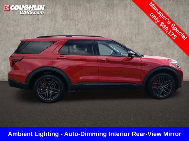 Used 2025 Ford Explorer ST-Line w/ Premium Package AWD/4WD image 11
