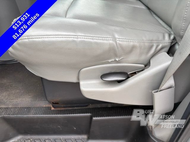 Used 2009 Ford E-350 and Econoline 350 XLT RWD image 15
