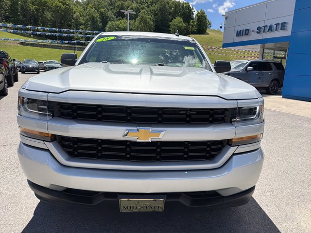 Used 2018 Chevrolet Silverado 1500 Custom w/ Custom Value Package AWD/4WD image 13