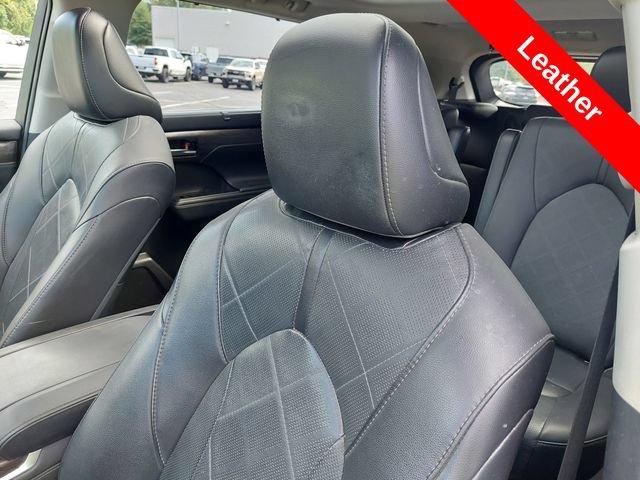 Certified 2021 Toyota Highlander Platinum AWD/4WD image 7
