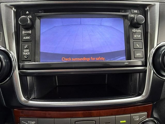 Used 2013 Toyota Highlander Limited AWD/4WD image 34