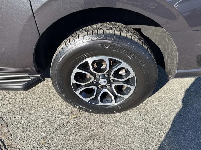 Used 2024 Ford Expedition Max XLT image 14