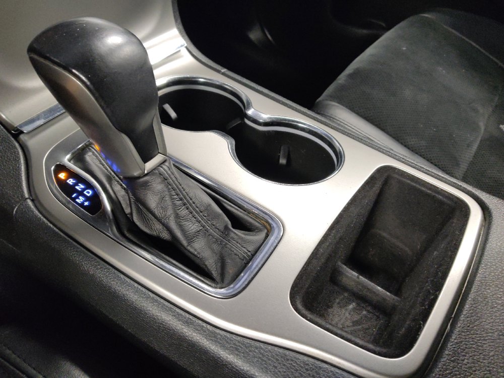 Used 2018 Jeep Grand Cherokee Altitude AWD/4WD image 26