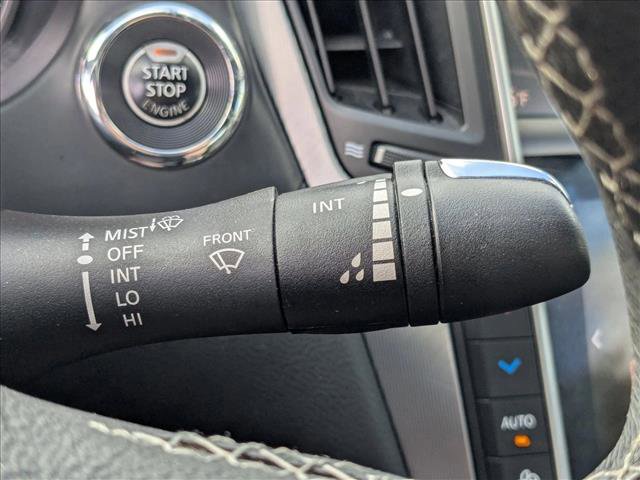 Used 2018 INFINITI Q60 3.0t Luxe image 7