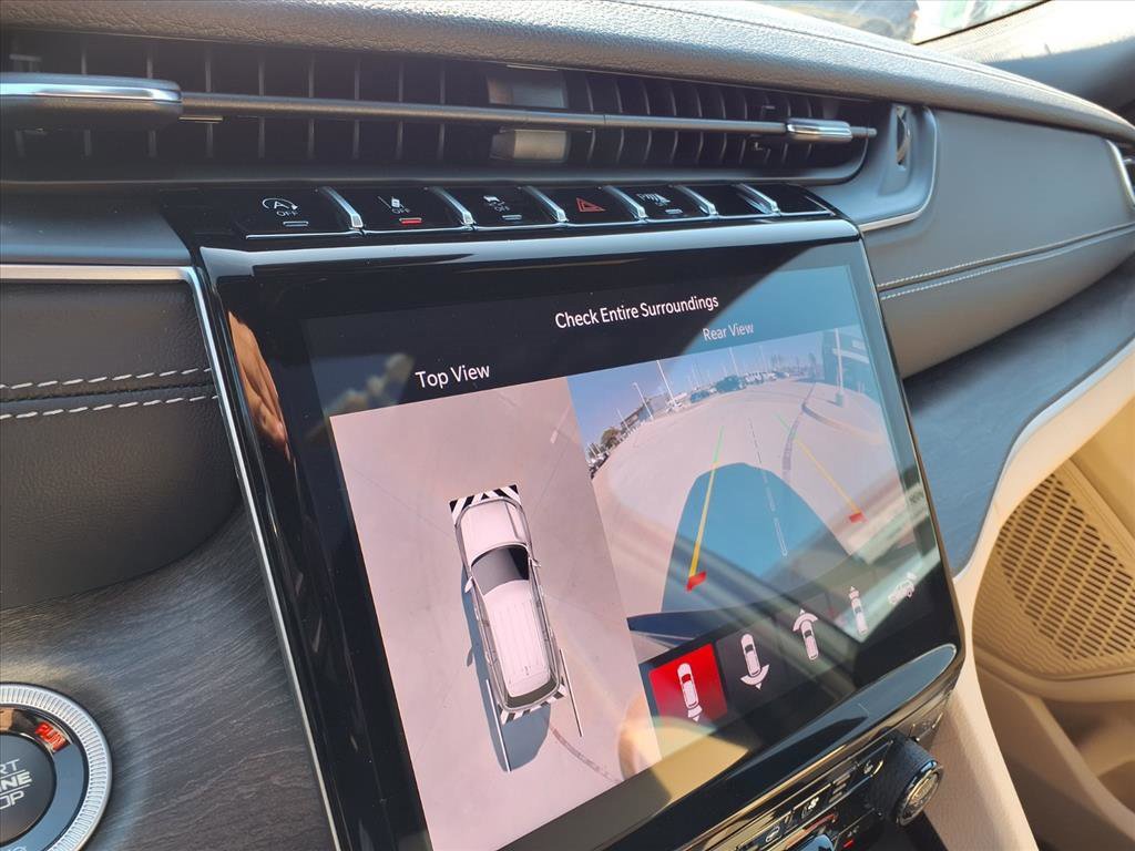 New 2025 Jeep Grand Cherokee Limited w/ Luxury Tech Group II image 12